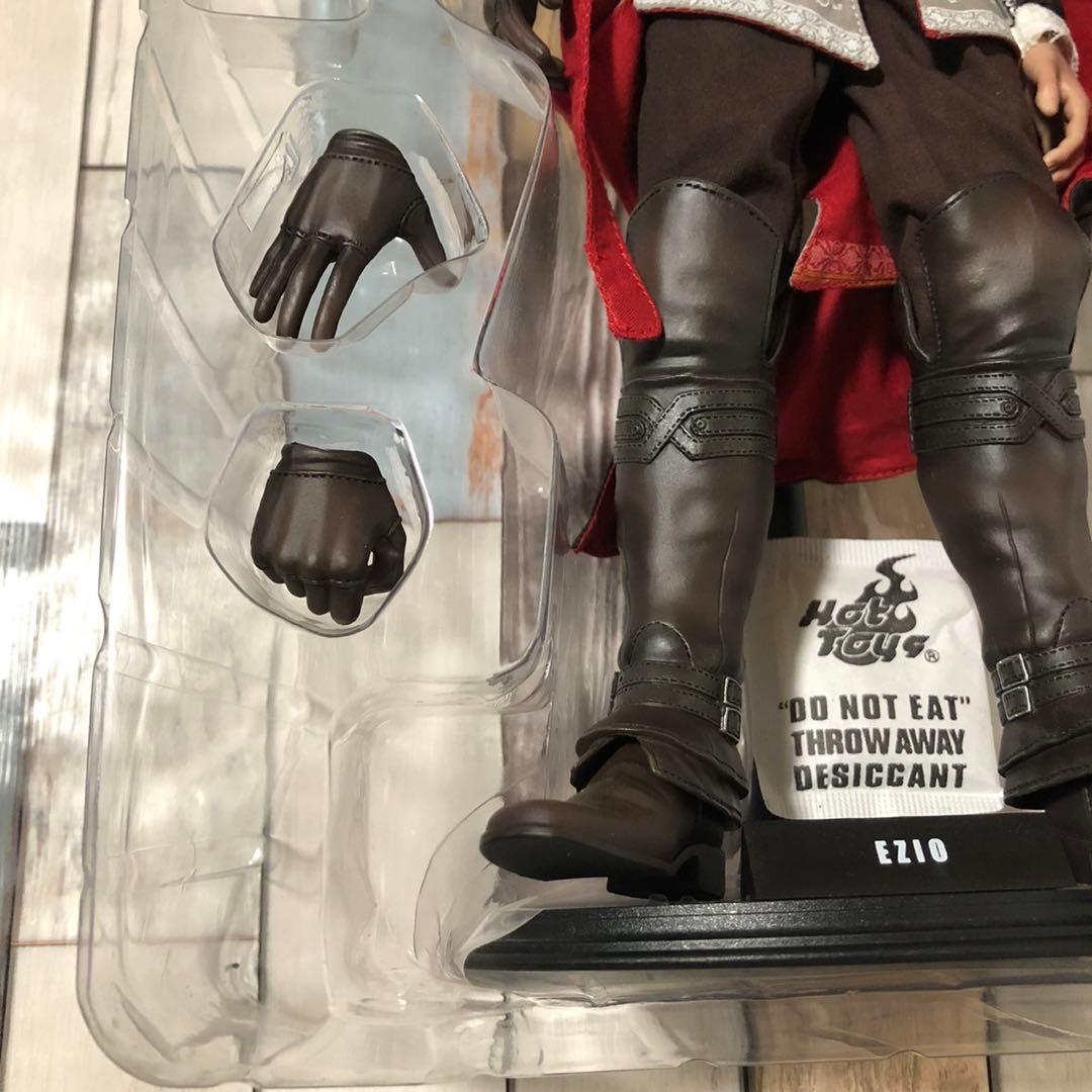 ホットトイズ　アサシンクリード　フィギュア　エツィオ　HOT TOYS Ezio