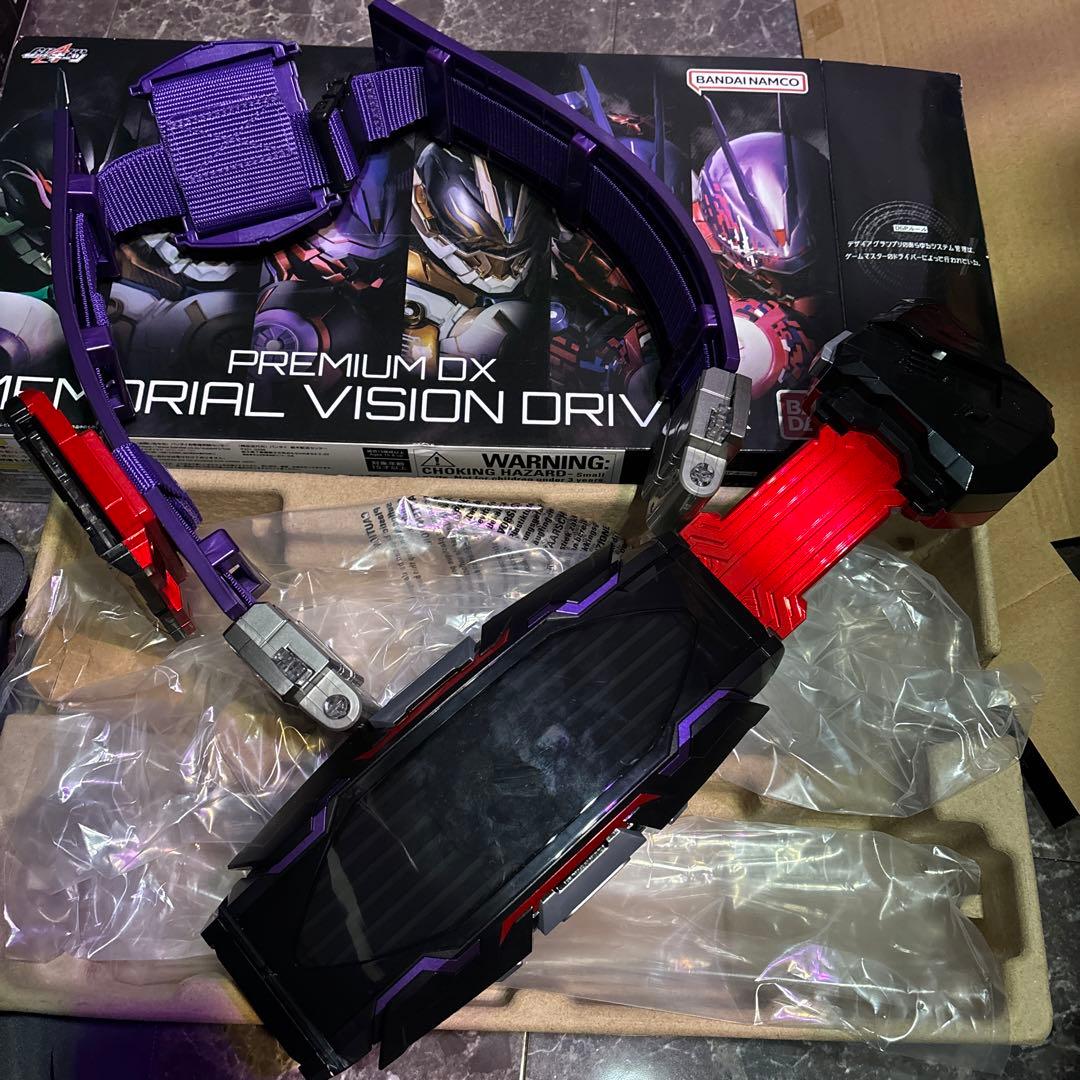 プレミアムDX メモリアルヴィジョンドライバー　仮面ライダーギーツ　グレア