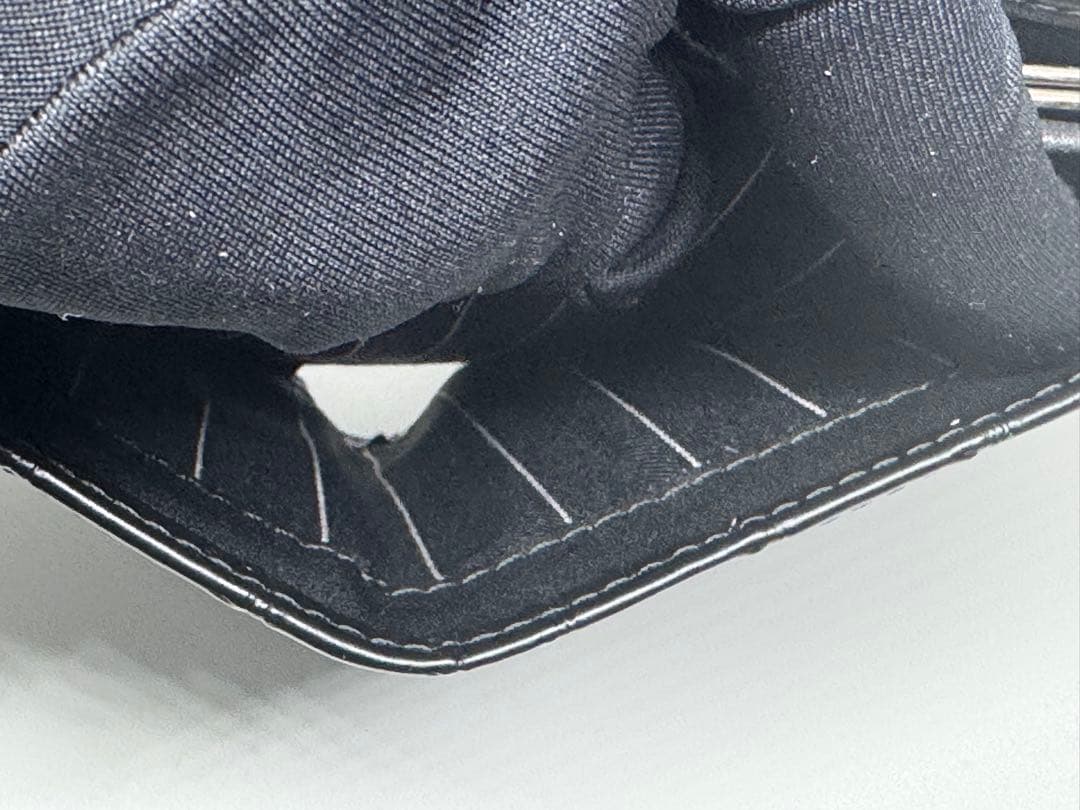 【新品未使用】Vivienne Westwood ブラック二つ折り財布