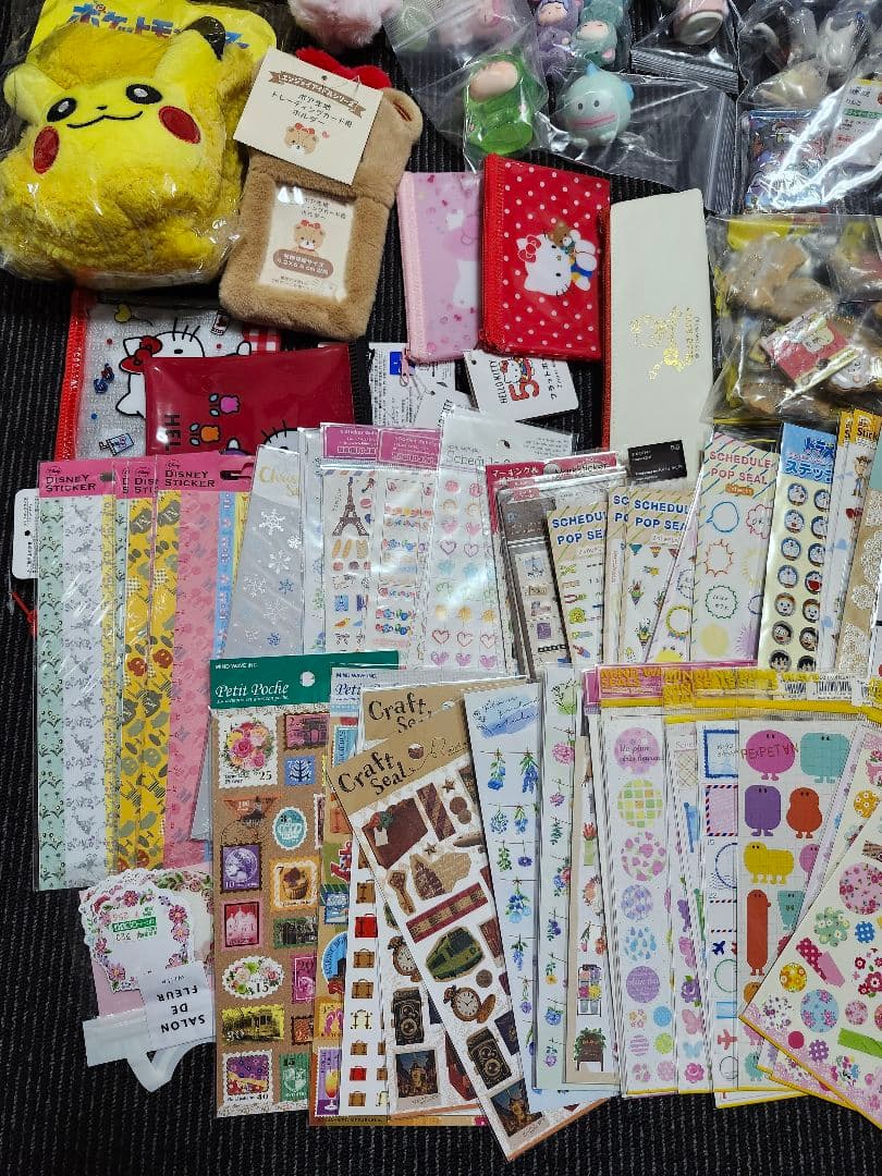 ご当地キティ　ちいかわ　シール　まとめ売り