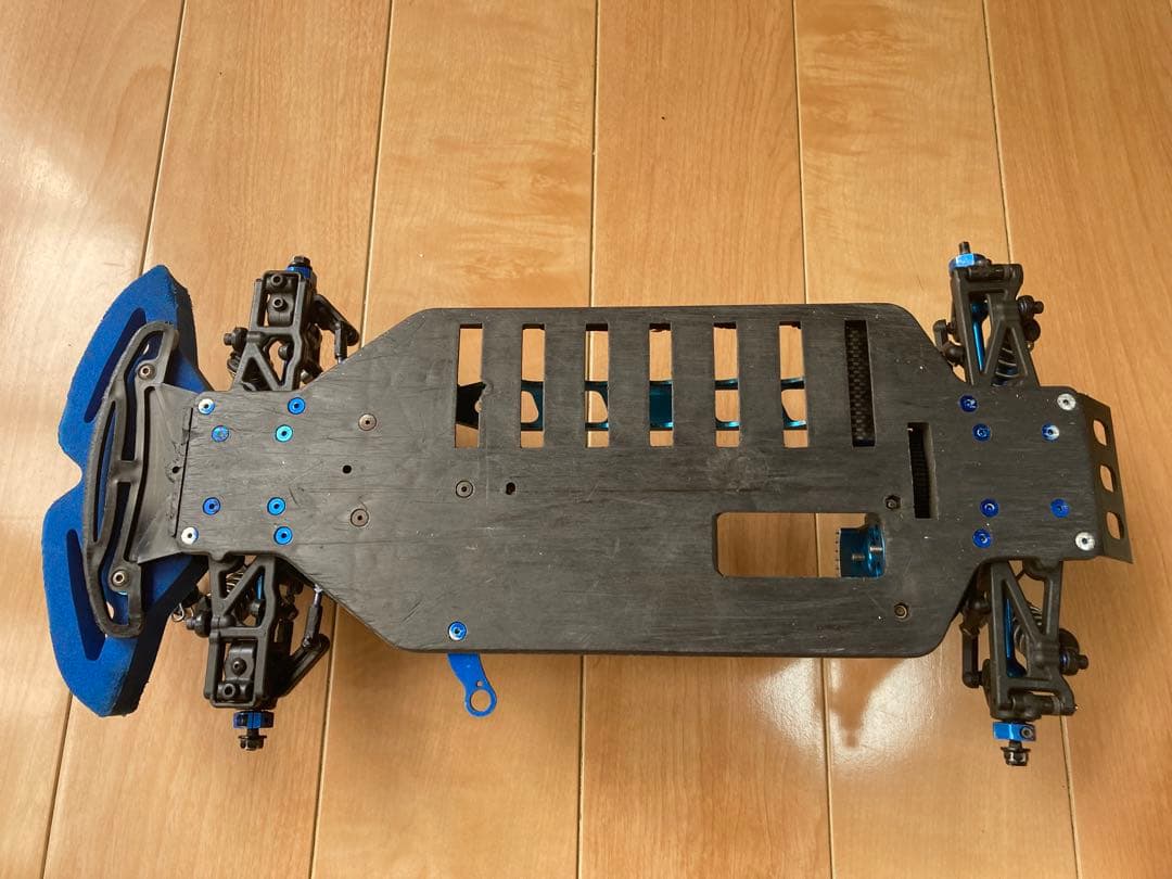 ス*応様 アソシエイテッド　RC10TC3 ファクトリーキット