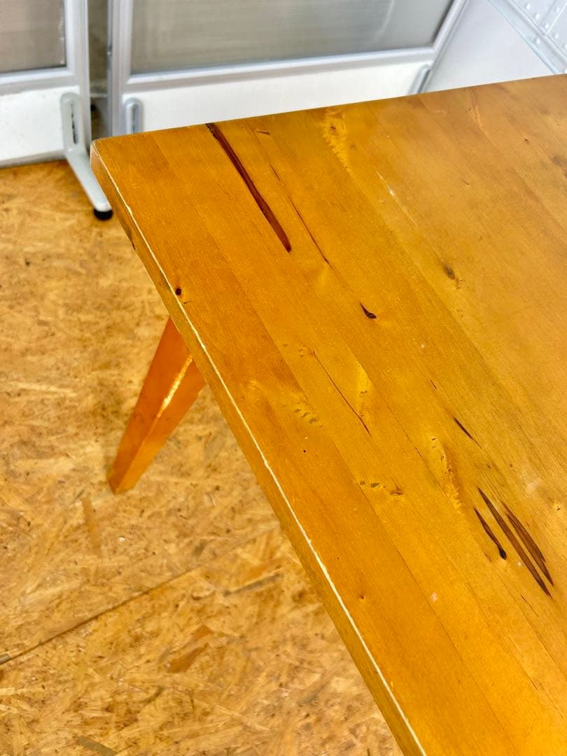 ジョージナチュラル　インテリア　オシャレ　カントリー