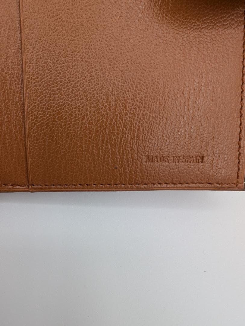 LOEWE ベラスケス コンパクト 二つ折り財布