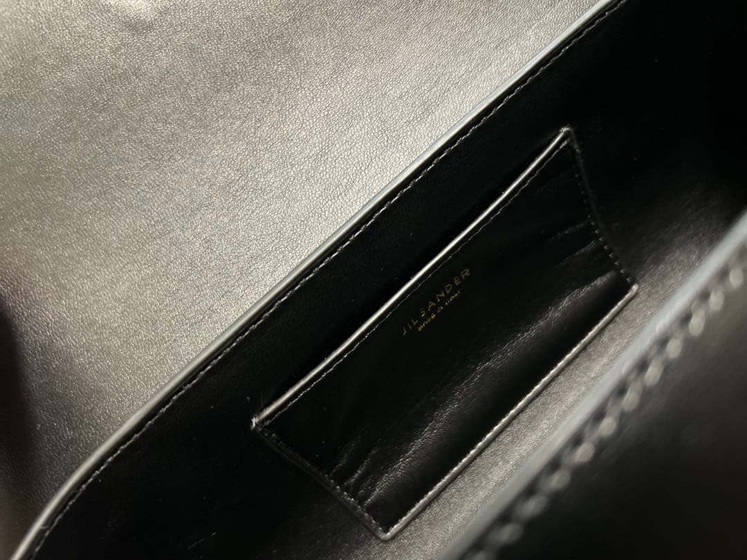 JIL SANDER ジルサンダー　カンノーロ　ブラックレザーショルダーバッグ