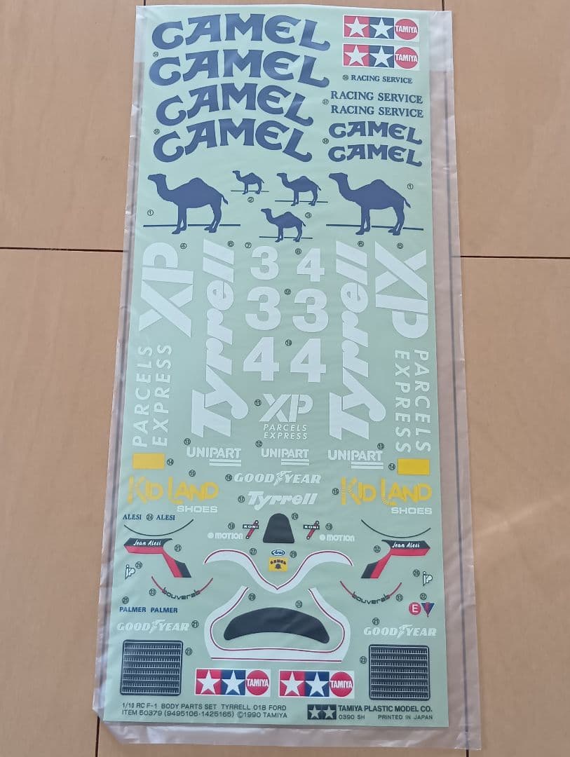タミヤ RC 1/10 ティレル 018 フォード F1 スペアボディ