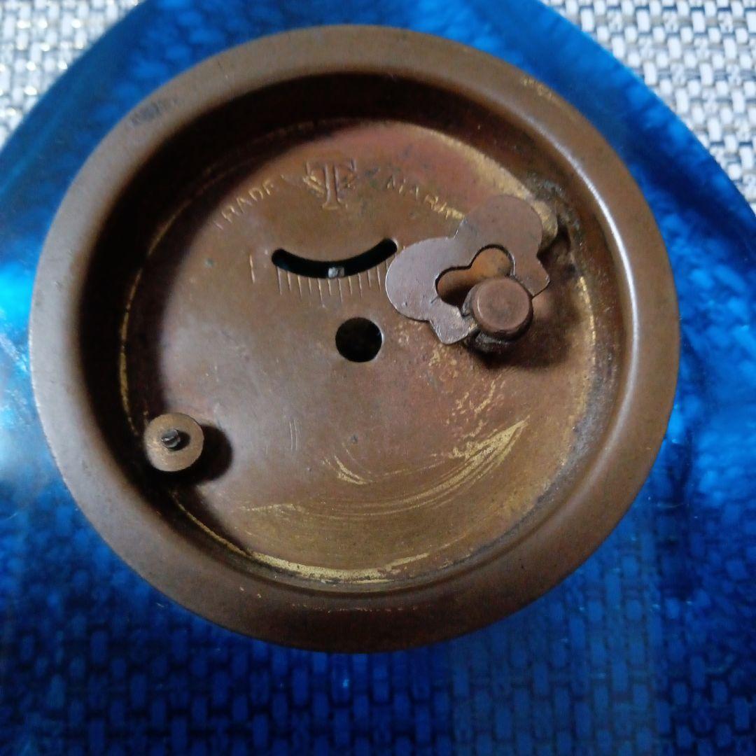 東京時計のウランガラス　青色アーチ型置時計