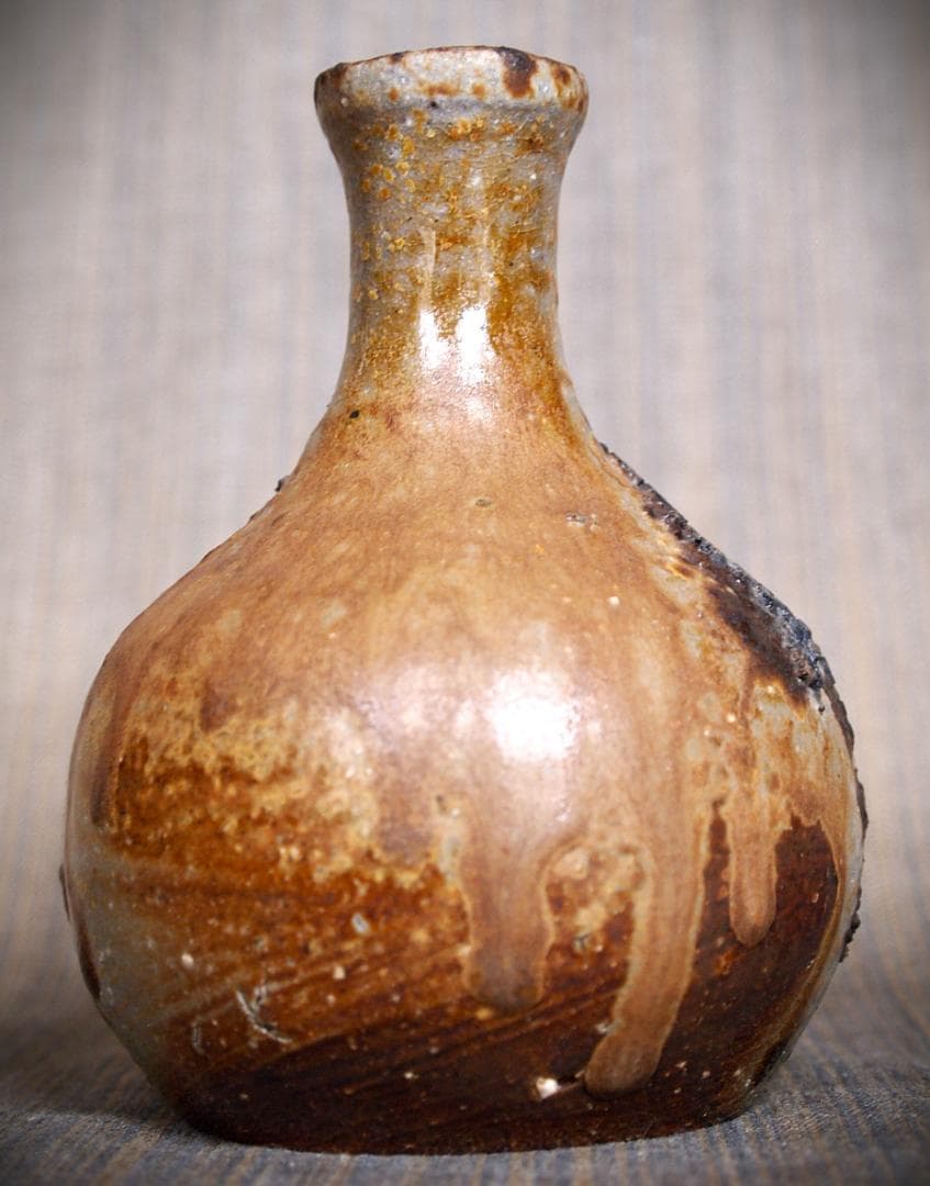 希少作★小山末廣【師：金重素山】備前(窯変〉徳利★共箱