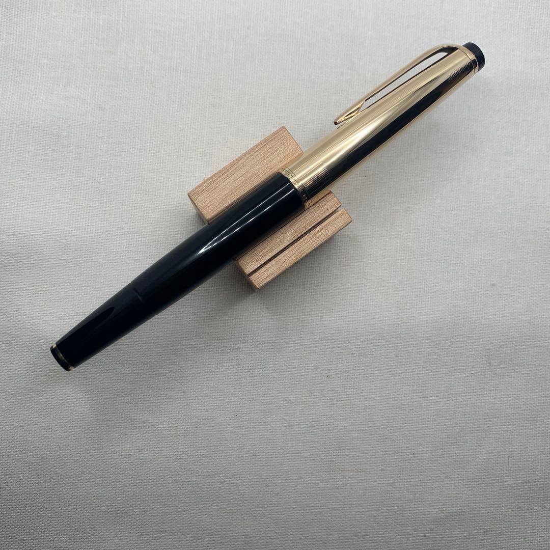 【良品】モンブラン　マイスターシュテュックno.72 18C 2桁シリーズ