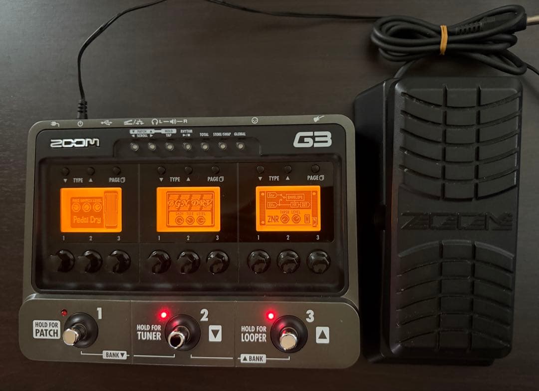 ZOOM G3エフェクター ＋FP02エクスプレッションペダル・ACアダプター付