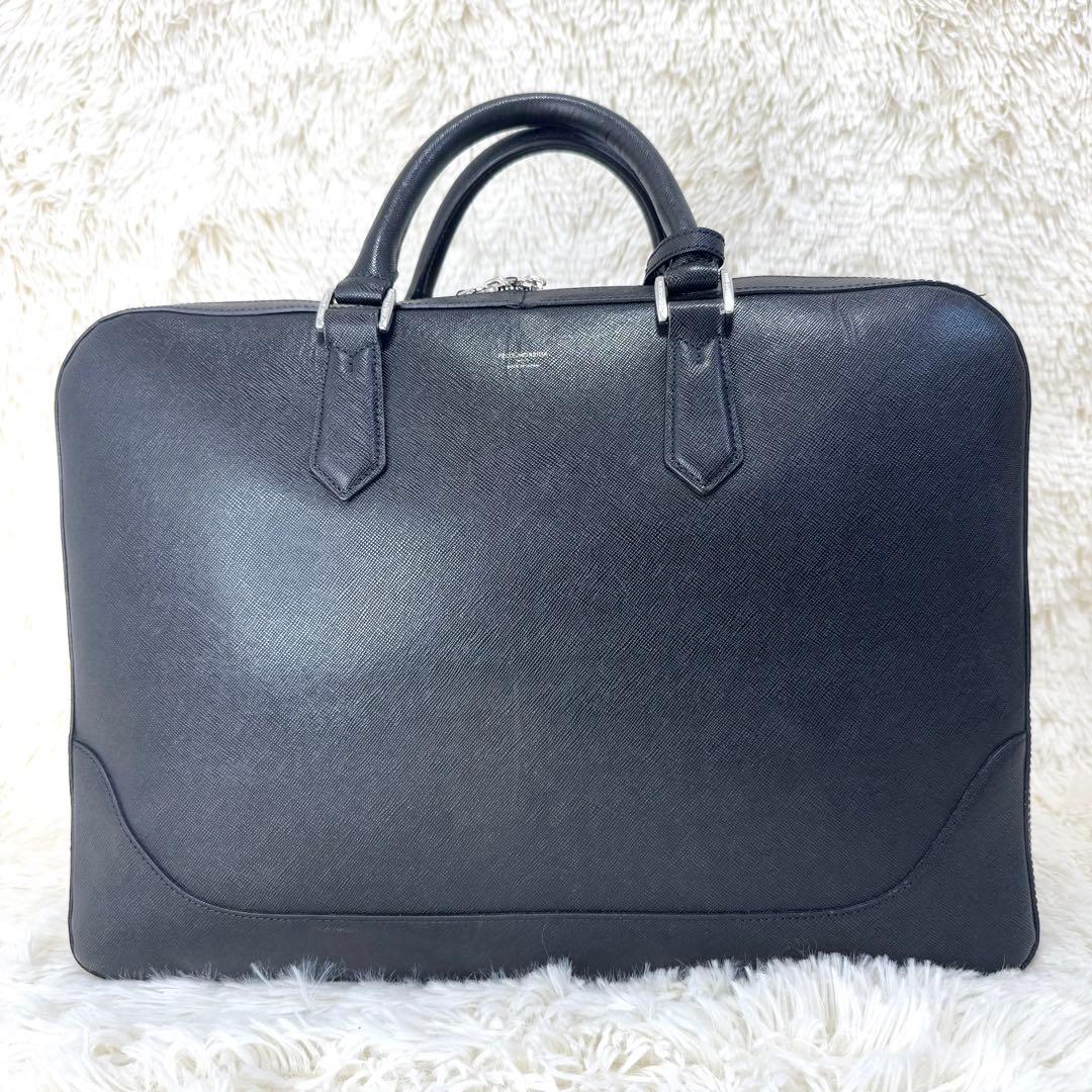 美品 ペッレモルビダ 2室 ブリーフケース ビジネス キャピターノ レザー 黒