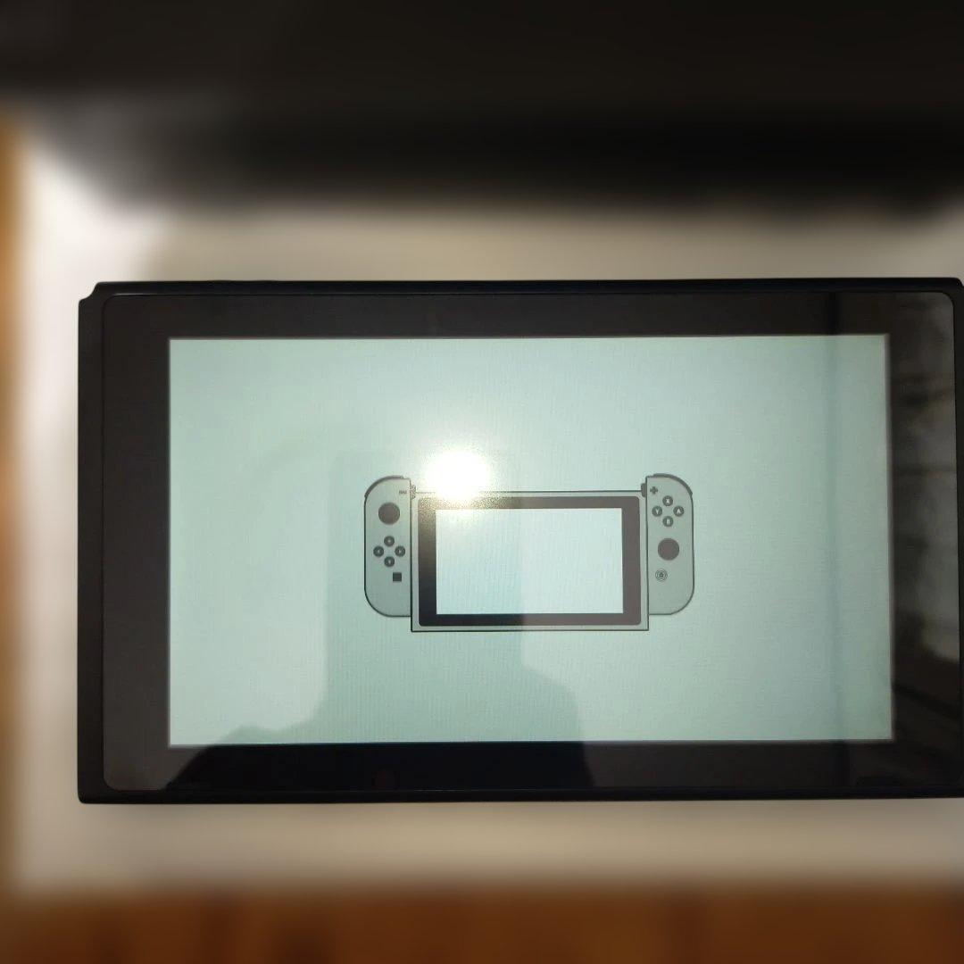 m*3様 Nintendo Switch 本体 2022年製