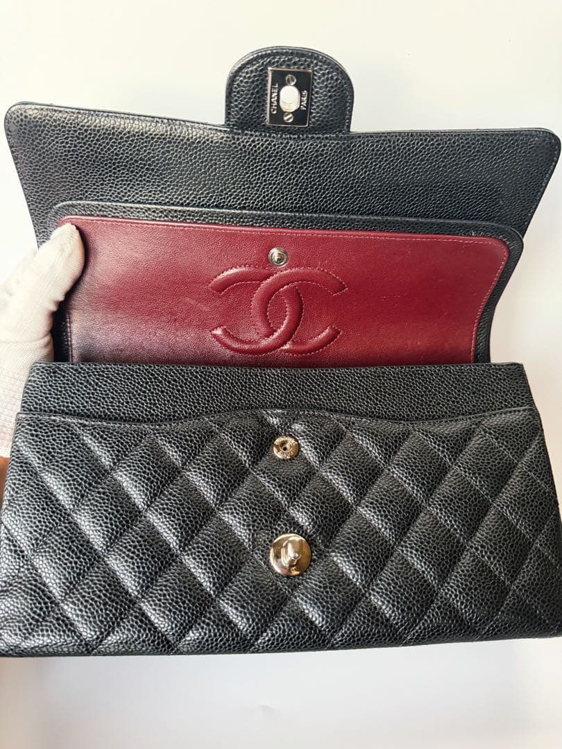 ほぼ新品 CHANEL クラシック マトラッセ25 黒シルバー金具キャビアスキン