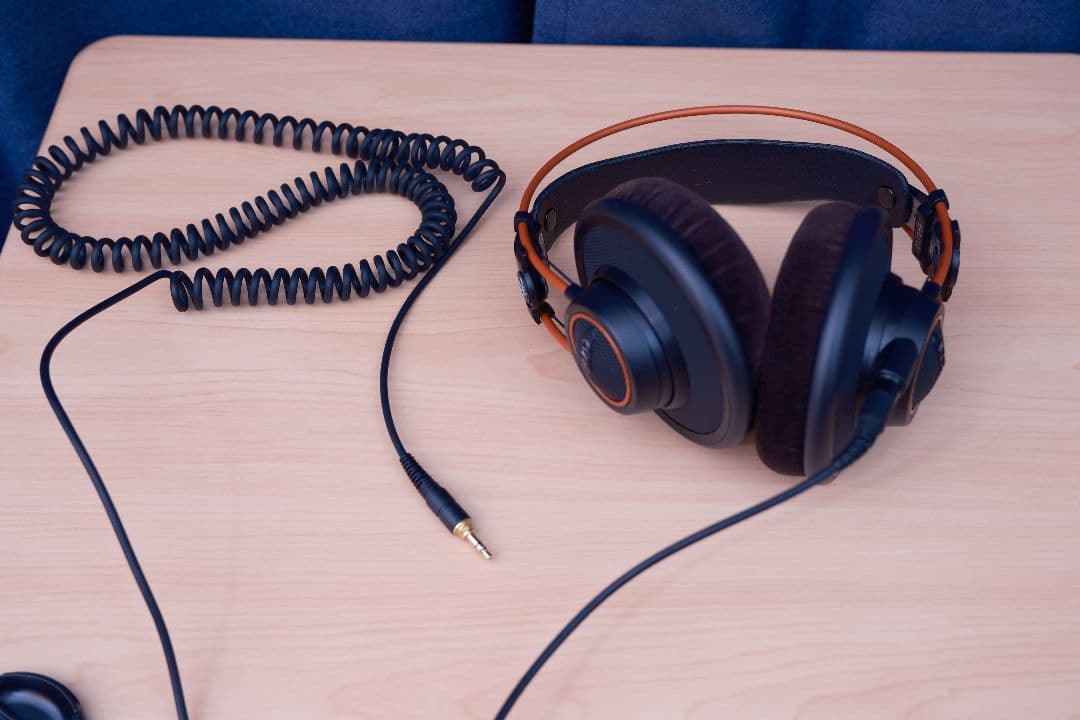 AKG K712 PRO ヘッドホン