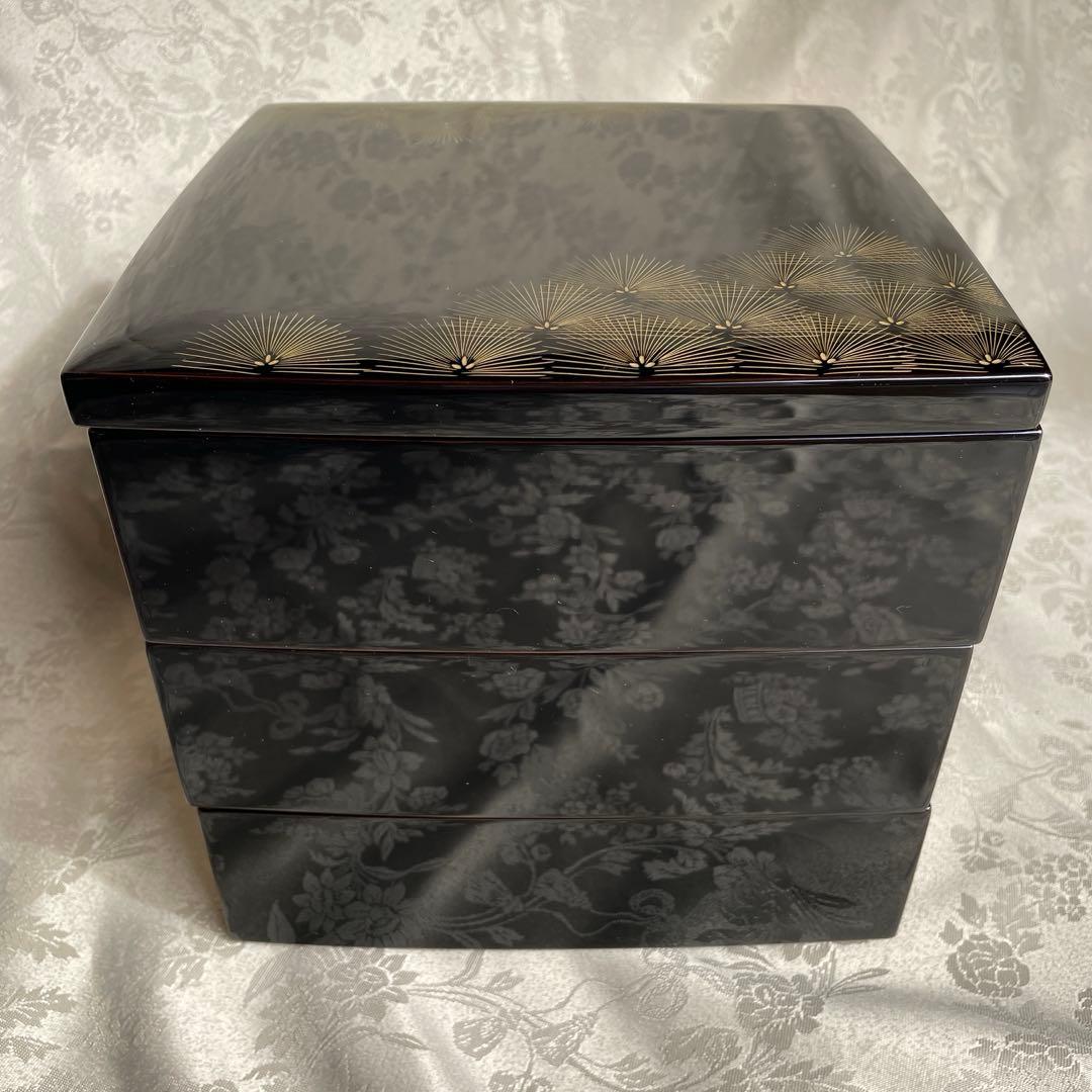 輪島塗 三段重 寿松沈金　うるし工芸 なかたに　共箱付き