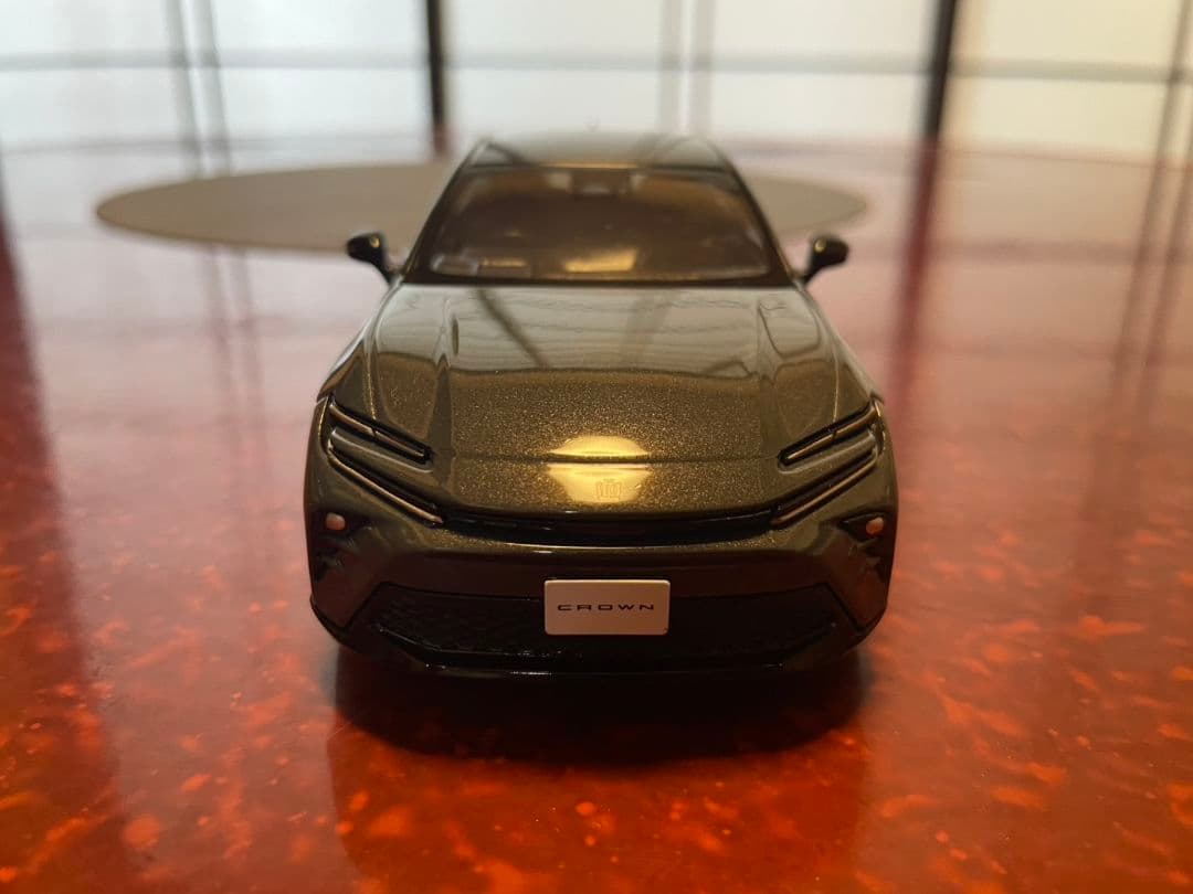 クラウンスポーツ色見本1/30ミニカー