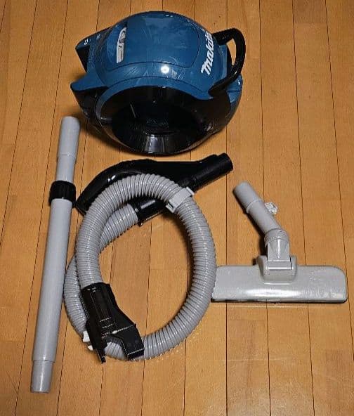 マキタ18V充電式クリーナーCL500D バッテリー、充電器セット