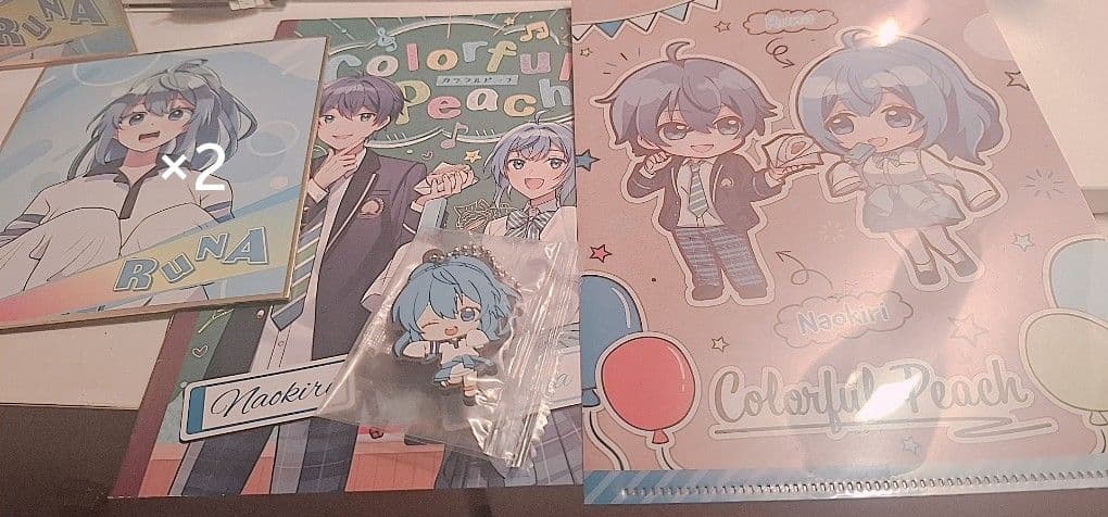 カラフルピーチるな