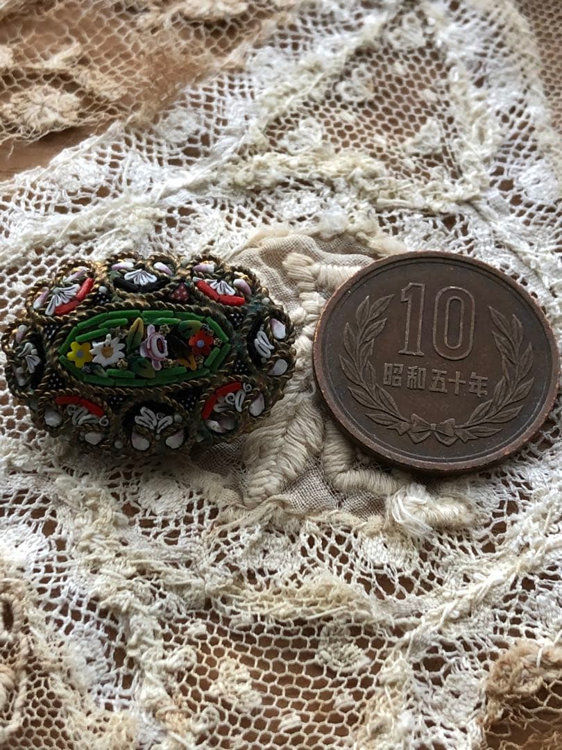 イタリアアンティーク マイクロモザイクのブローチ