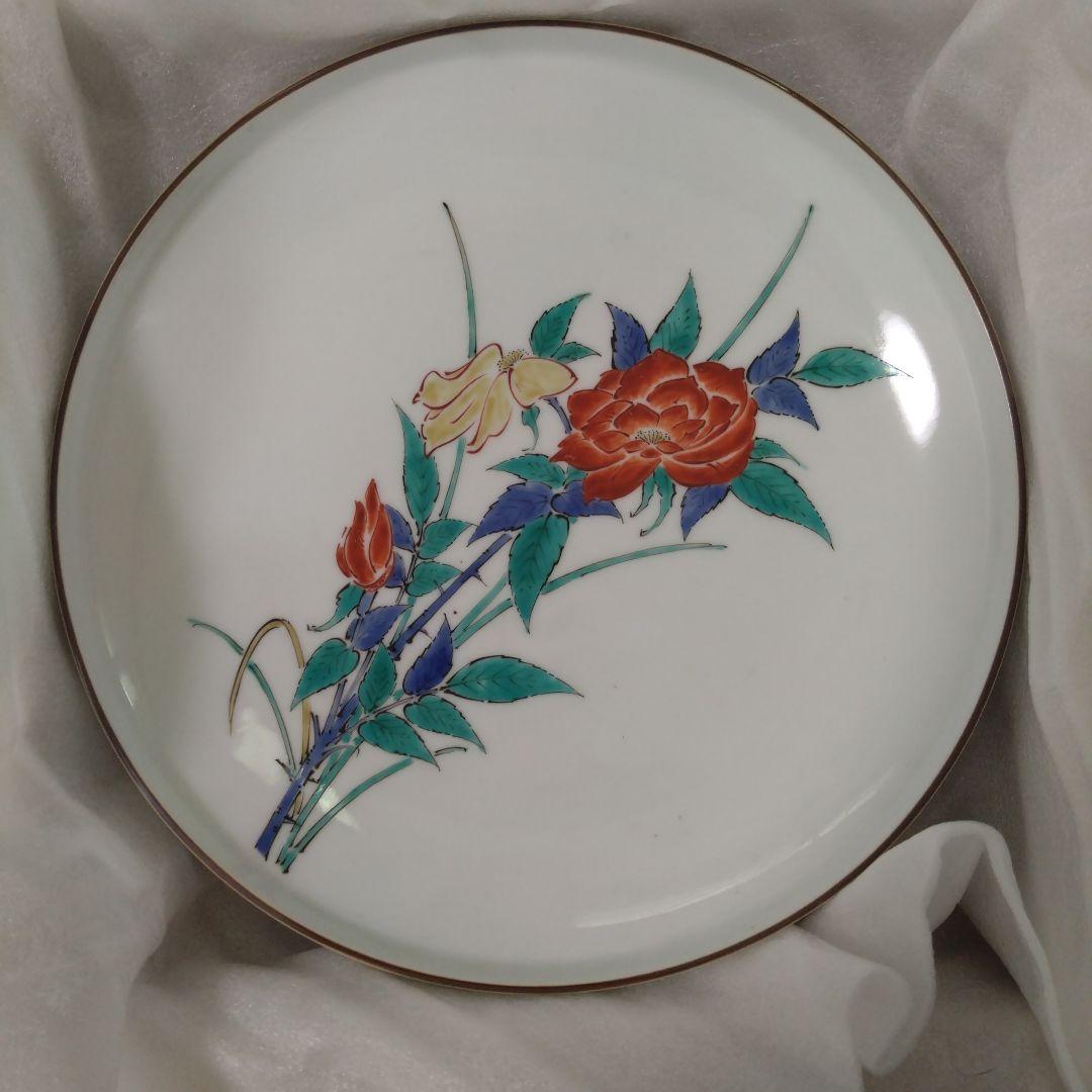 十三代柿右衛門　錦薔薇文皿　額皿