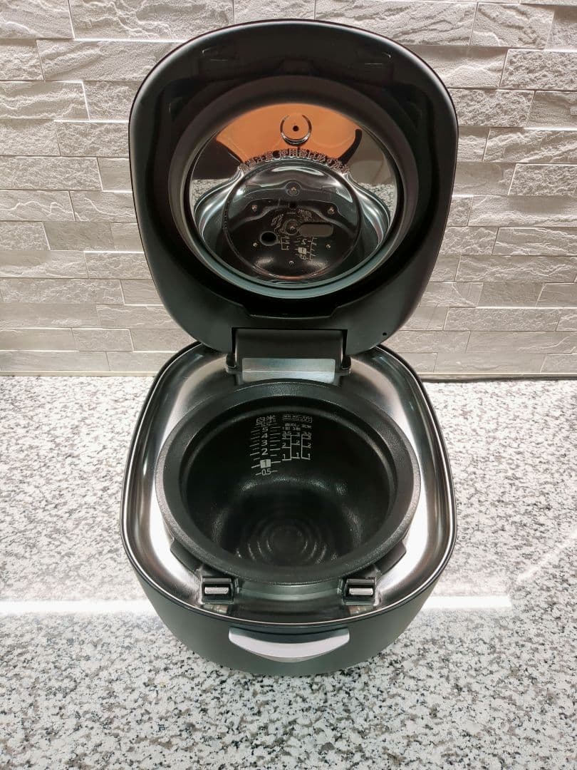 タイガー土鍋圧力IHジャー炊飯器JRX-T100 土鍋ご泡火炊き 24年製