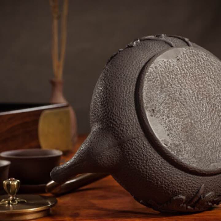 YZ 鉄器 急須 伝統工芸 手作り 鉄分補給 鉄瓶　018