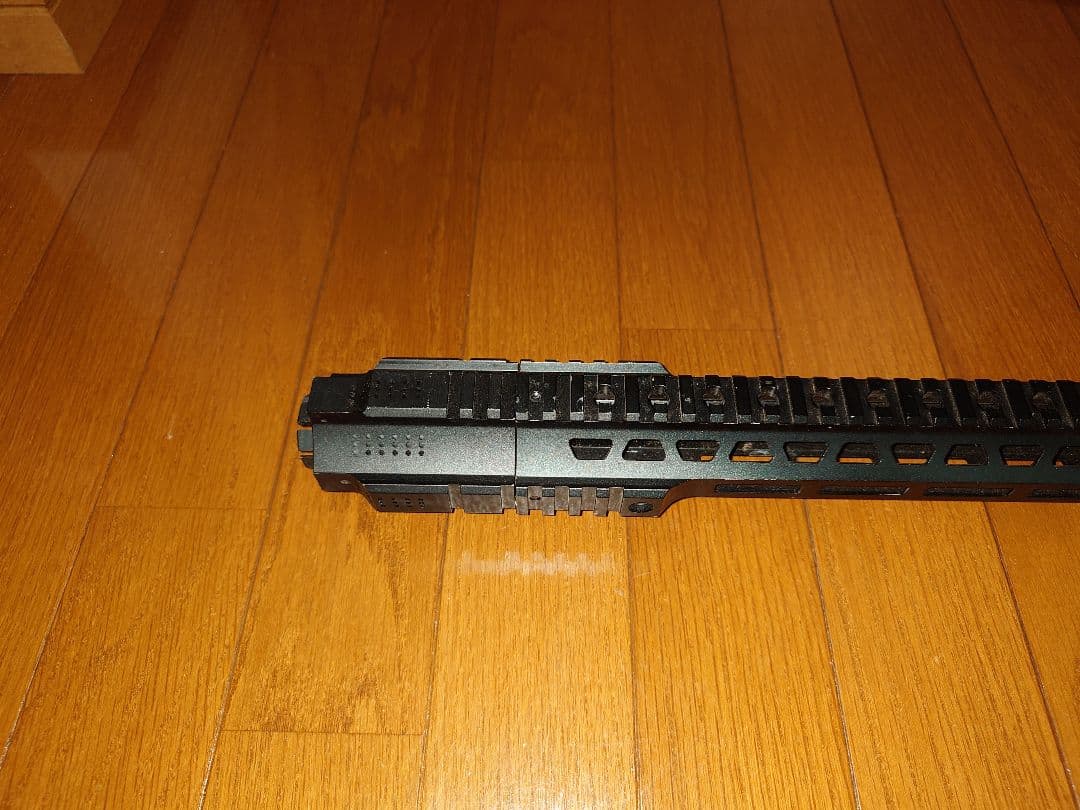 SAI GRY Jailbreakタイプ AR-15 M-LOKハンドガード