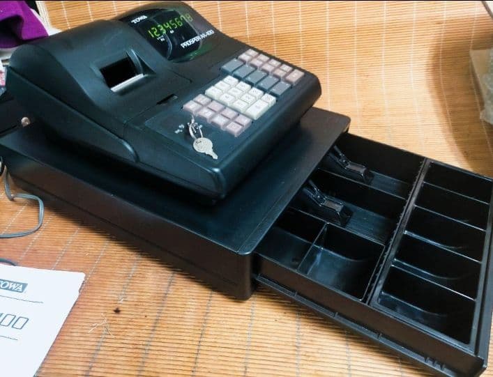 TOWAレジスター　AX-100　中古品　人気機種感熱紙　送料無料　992211