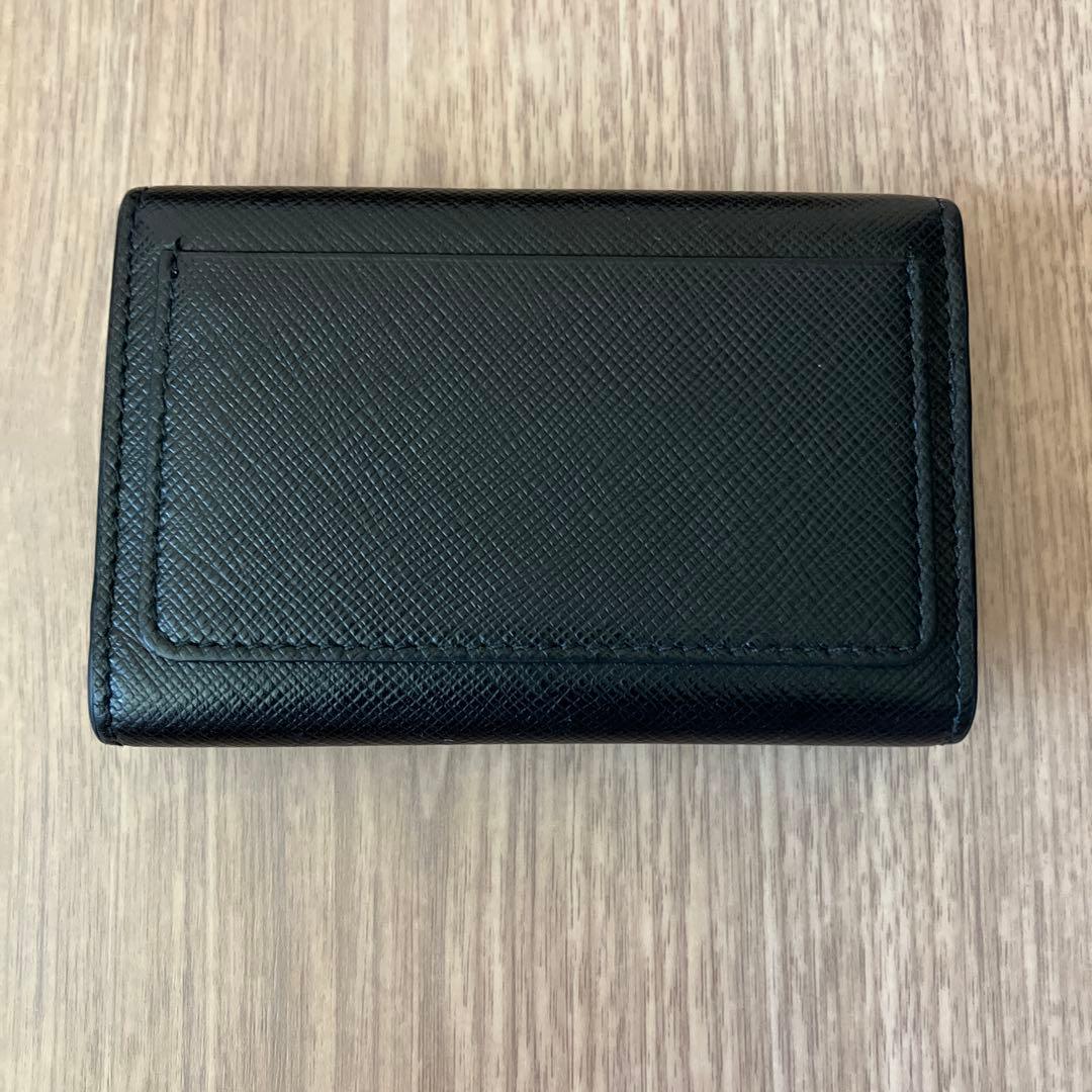 プラダ　キーケース