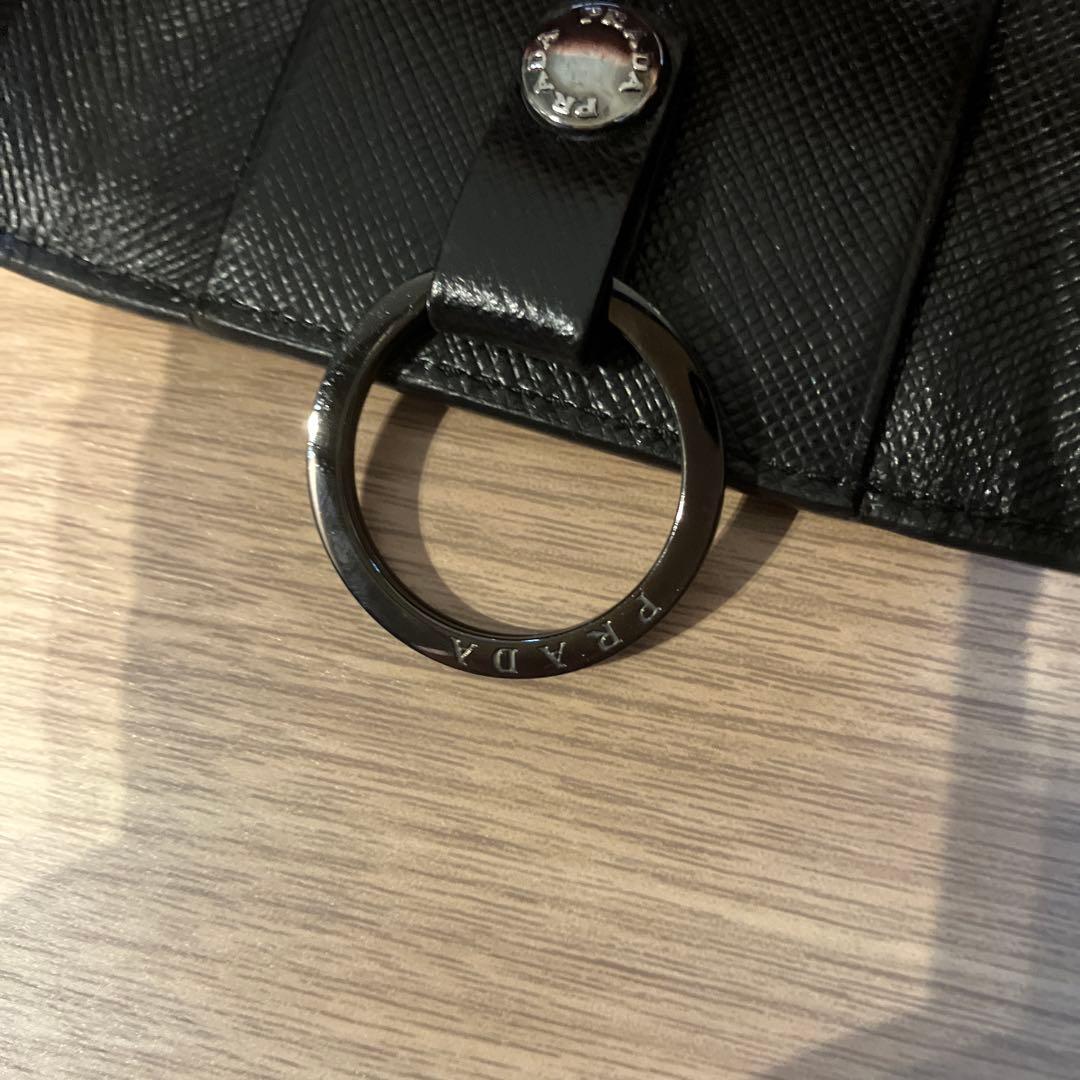 プラダ　キーケース