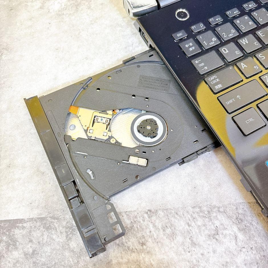 ⅰ5✨SSDでサクサク快適❣人気の黒 カメラ付き 薄型 Win11 仕事や趣味に