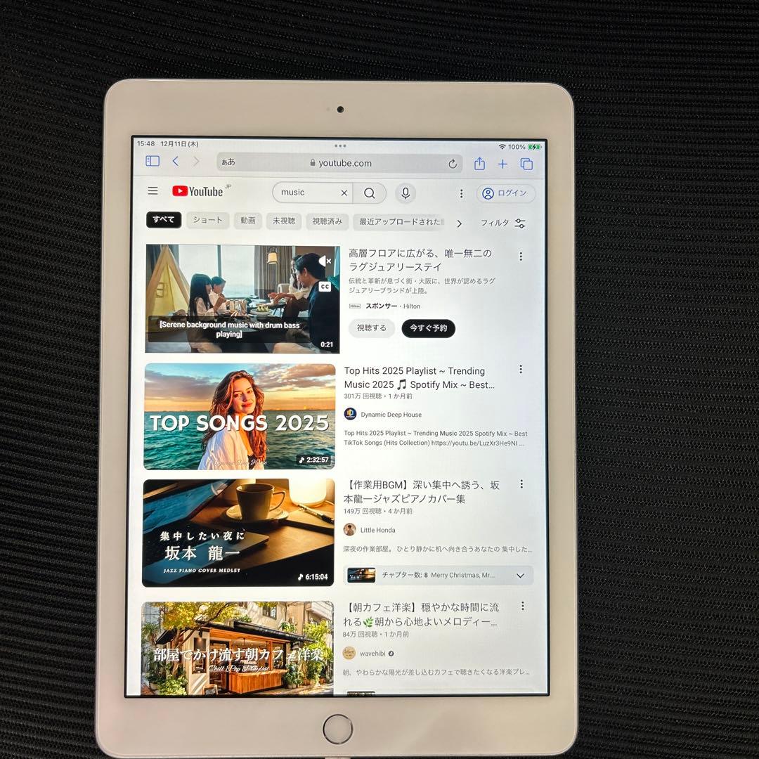 Apple iPad (第６世代) Wi-Fi 128GB シルバー
