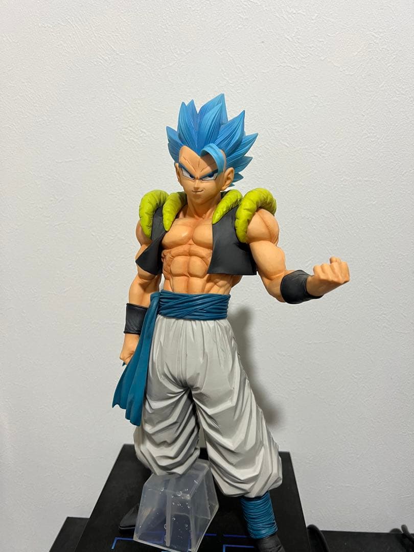 ドラゴンボール　エクストリームサイヤン　一番くじC賞ゴジータブルー　フィギュア