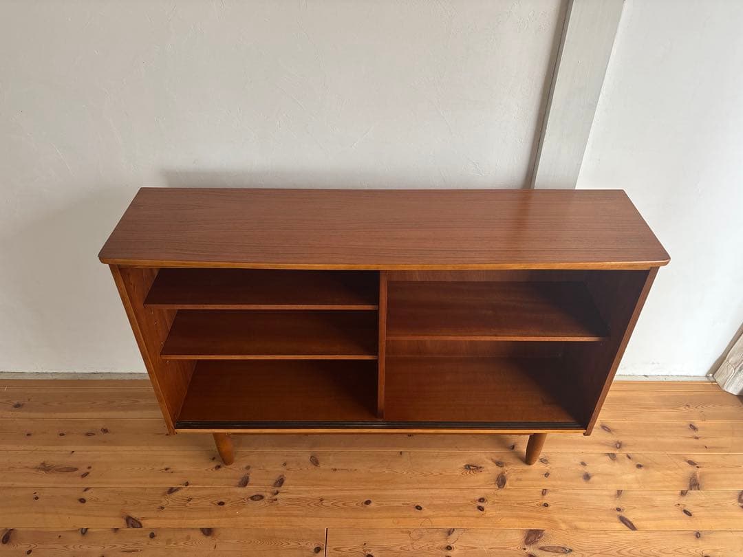 北欧ヴィンテージ　チーク　ガラスキャビネット