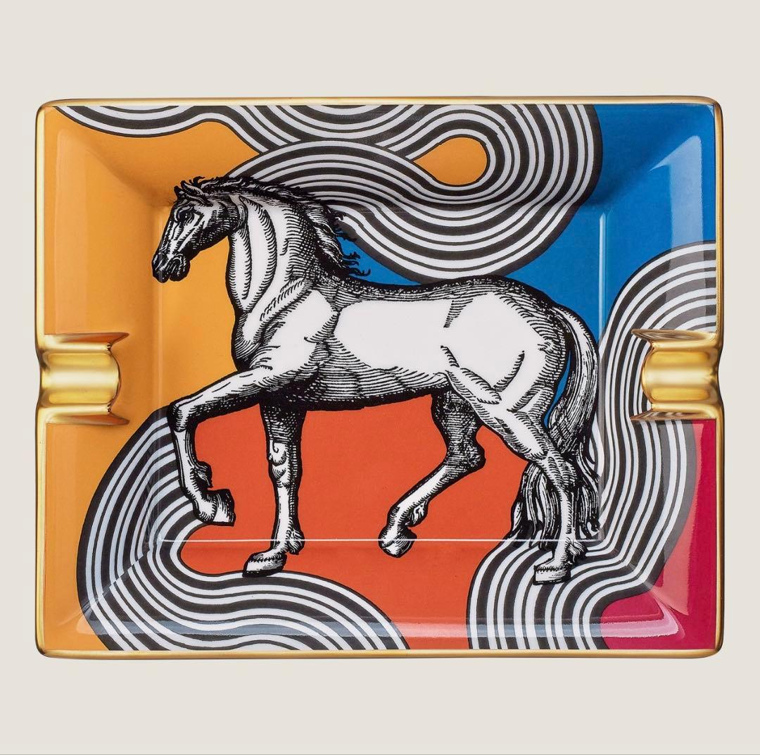 新品未使用 HERMESエルメス 灰皿＜シュヴァル・コスミック＞