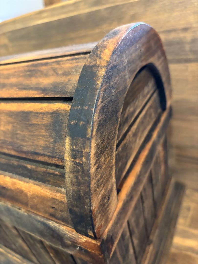 木製トランク アーチ型 蓋付き　宝箱　海賊風