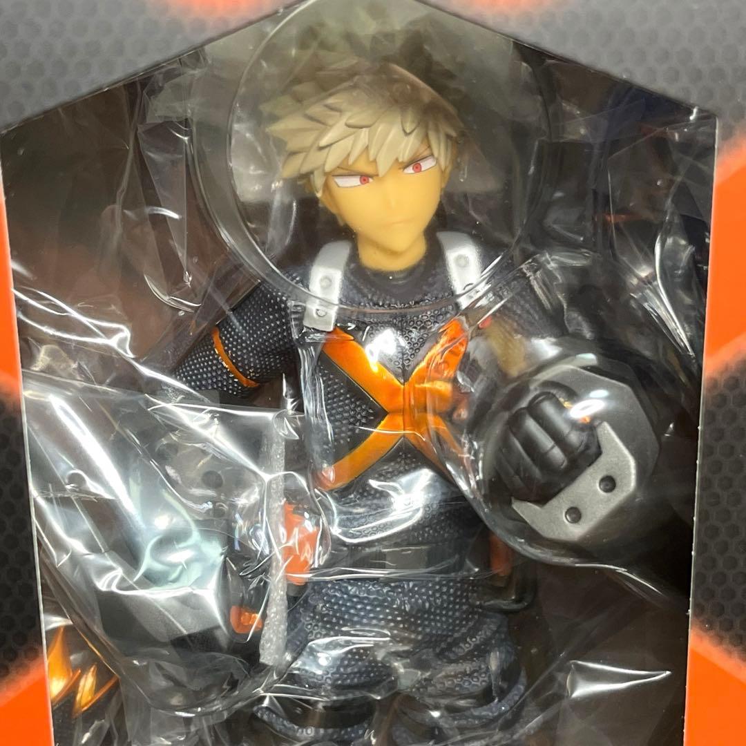 ヒロアカ　ワールドヒーローズミッション 爆豪勝己ステルススーツVer フィギュア