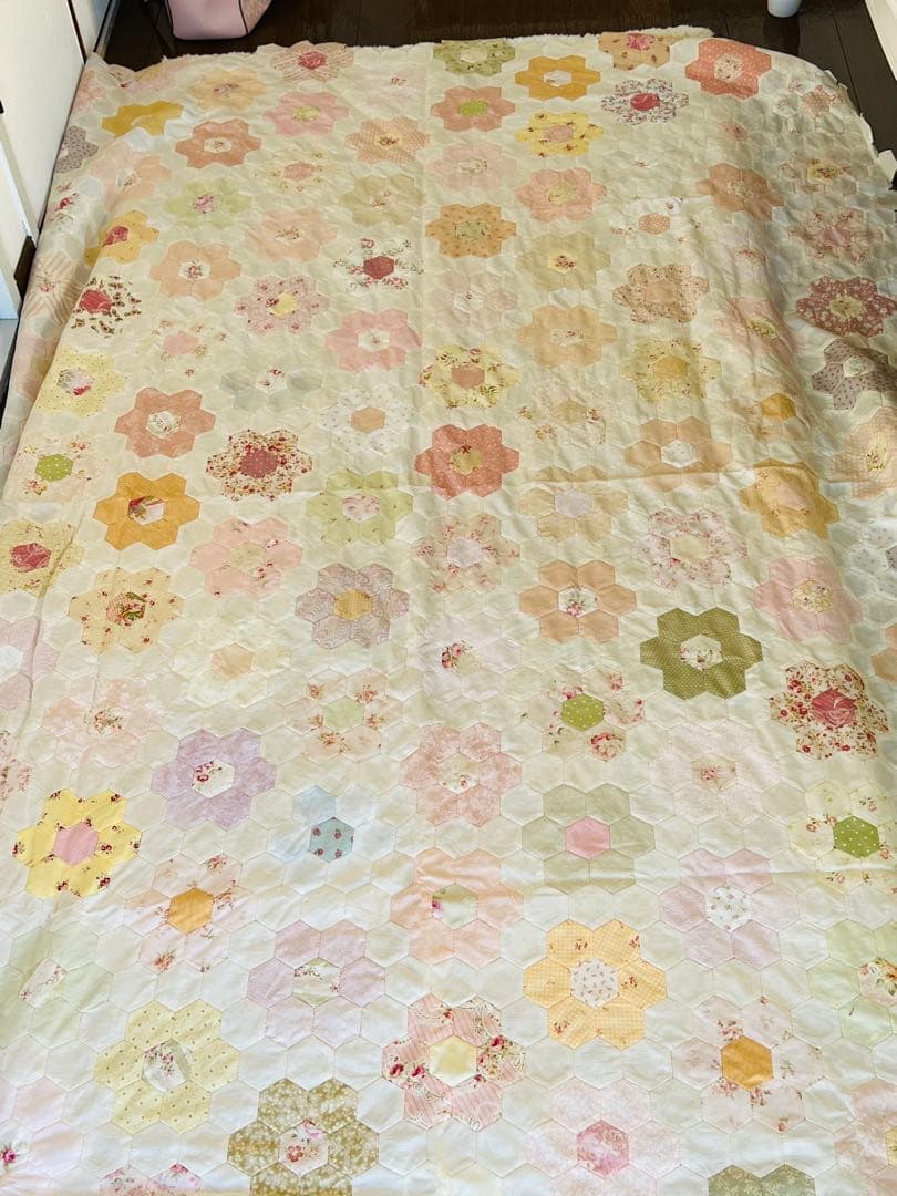 ☆値下げしました パッチワーク ベッドカバー ヘキサゴン