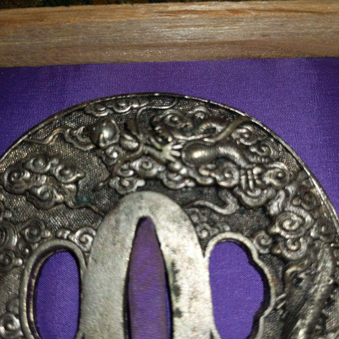 刀剣鐔　一対　木箱入り