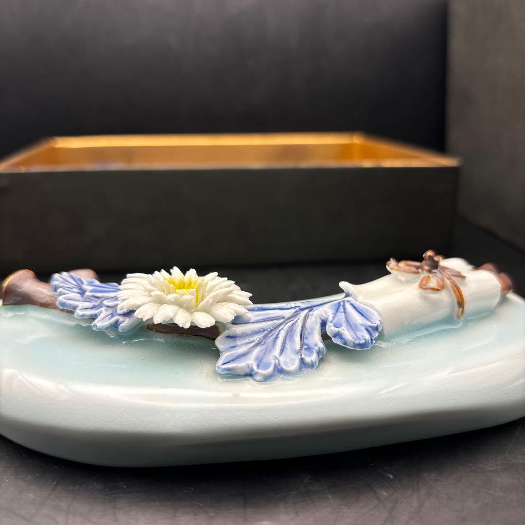 平戸洸祥団右ヱ門窯　平戸焼　菊花　平戸菊花飾　文鎮？　置物　ペーパーウェイト