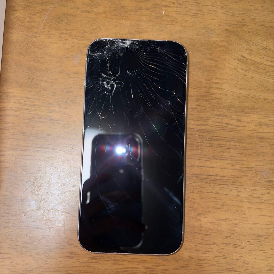 iPhone15 pro 256GB ジャンク