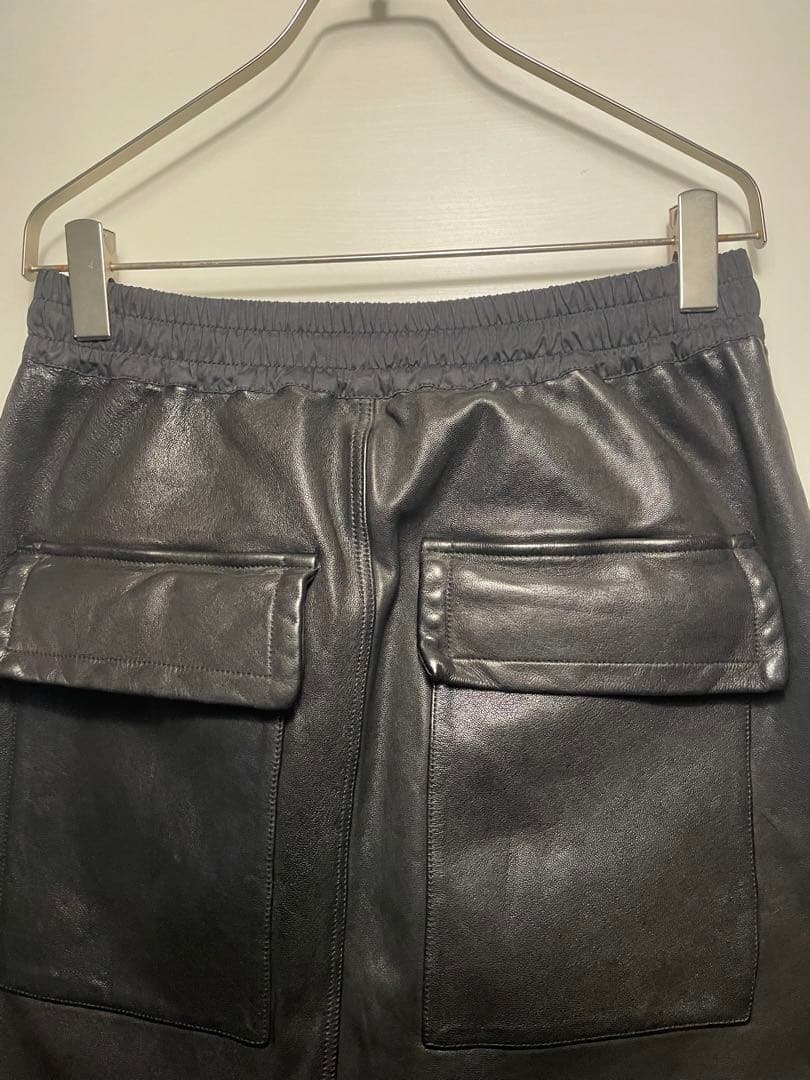 A.F ARTEFACT エーエフ アーティファクト レザー ハーフ パンツ