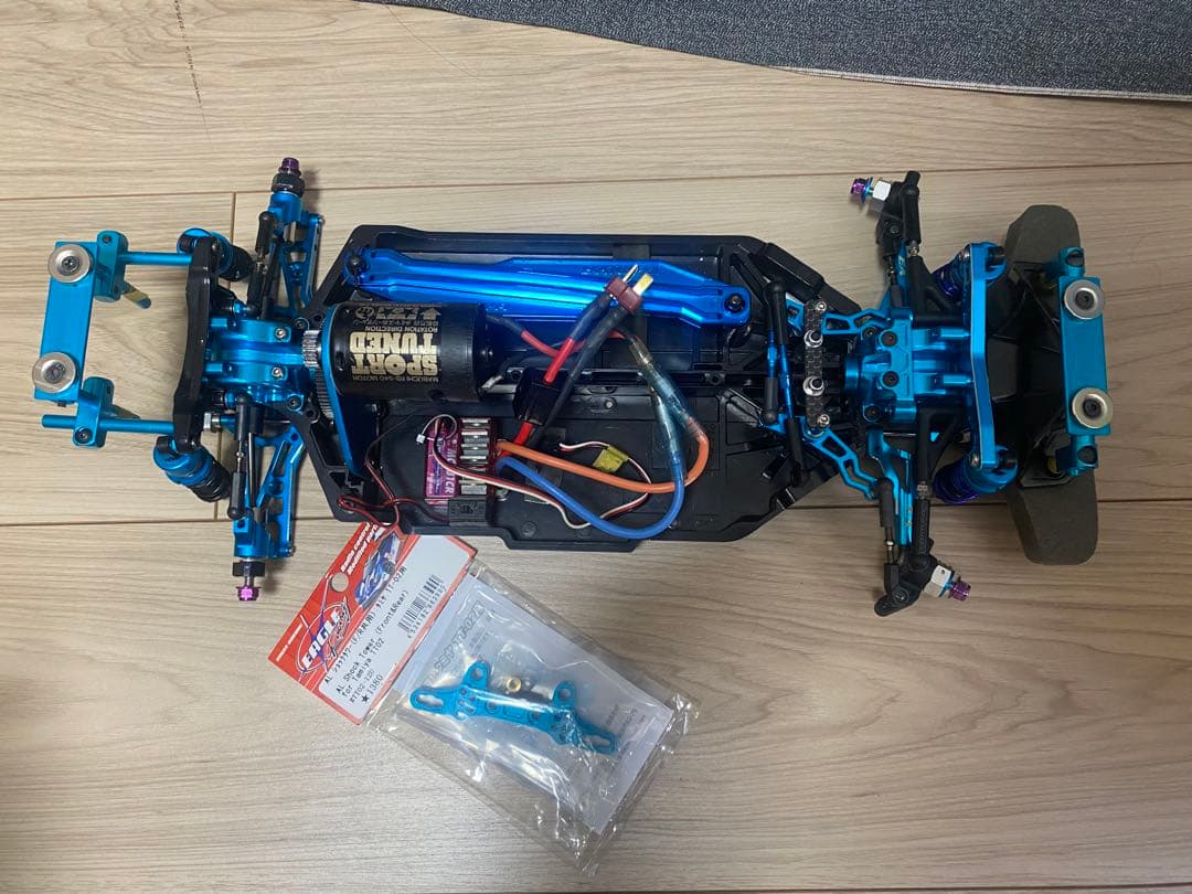 タミヤTT02 イーグルレーシングドリフト、ほぼフルコンバージョンキット