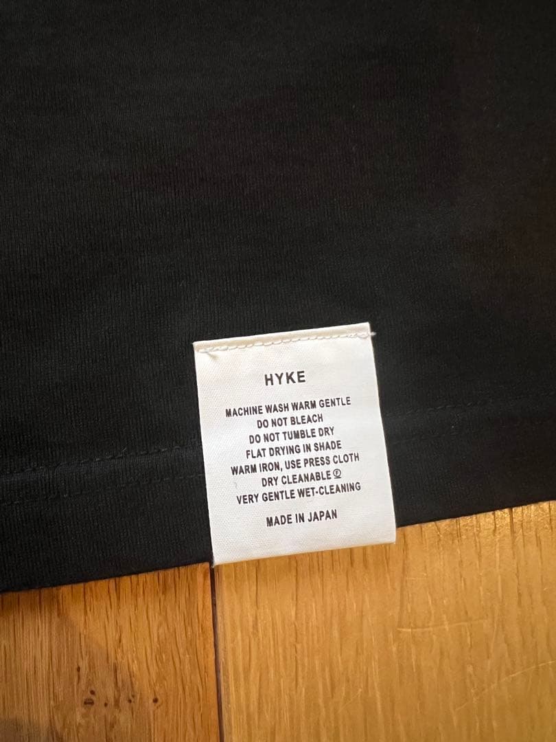 未使用 HYKE 2025SS ブラック Tシャツ 半袖 5 XXL