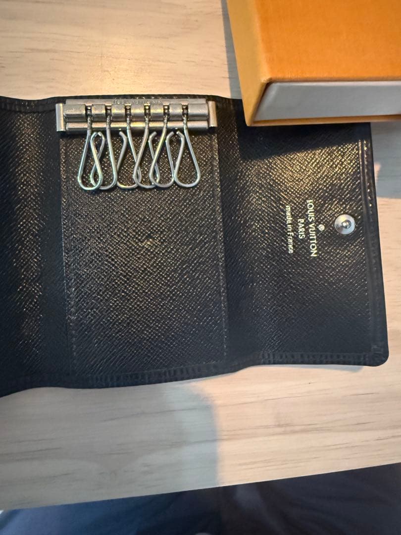 ルイヴィトン エピ ミュルティクレ6 キーケース6 連