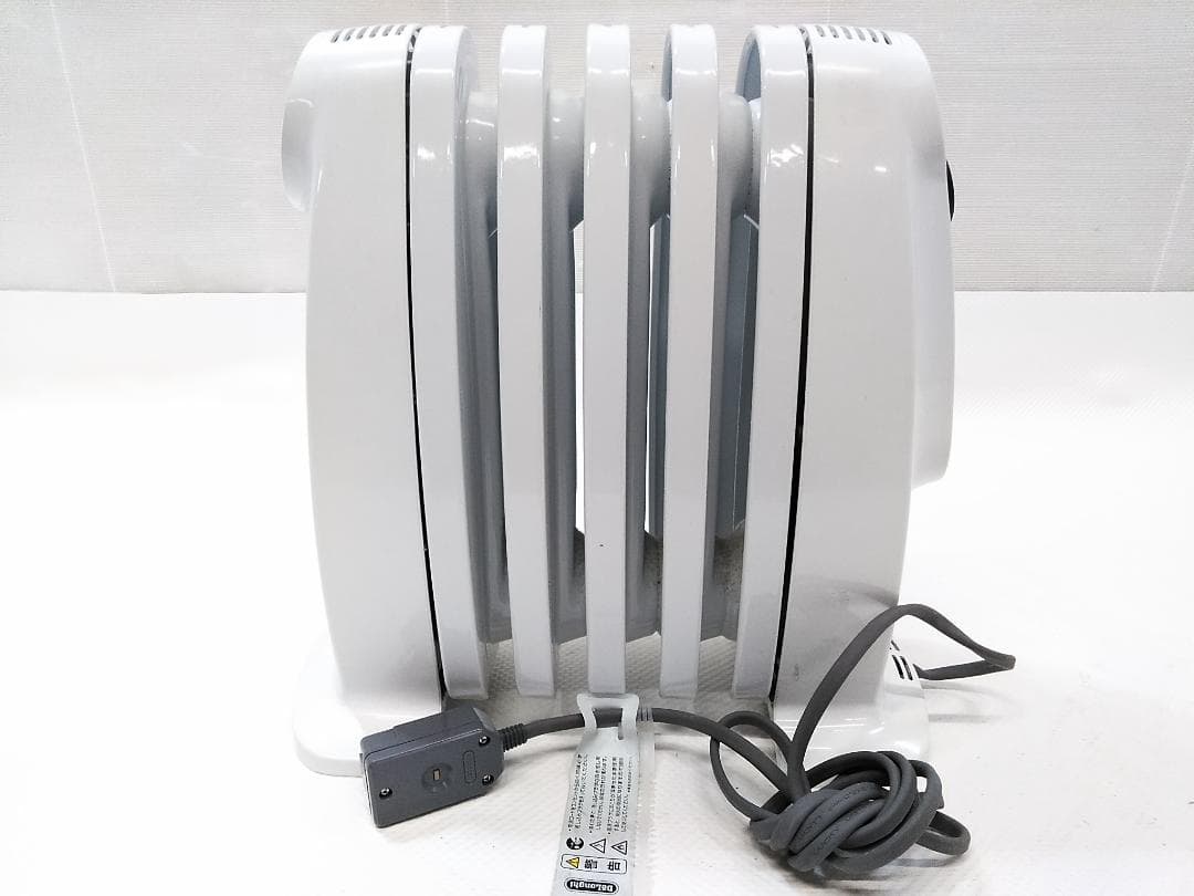 DeLonghi デロンギ ミニオイルヒーター NJM050 フィン5枚★