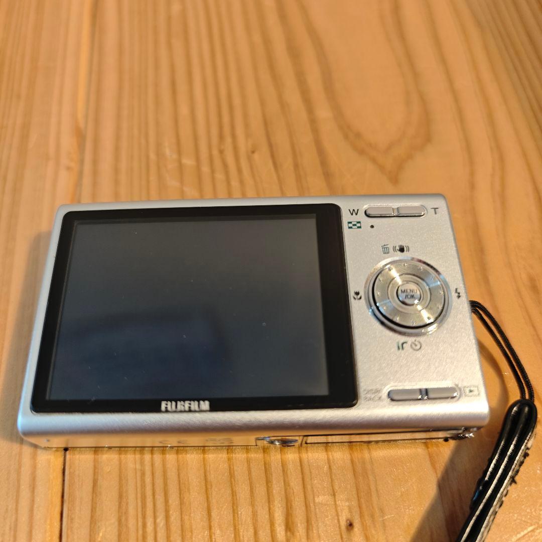 FUJIFILM FINEPIX Z z200fd コンパクトデジタルカメラ