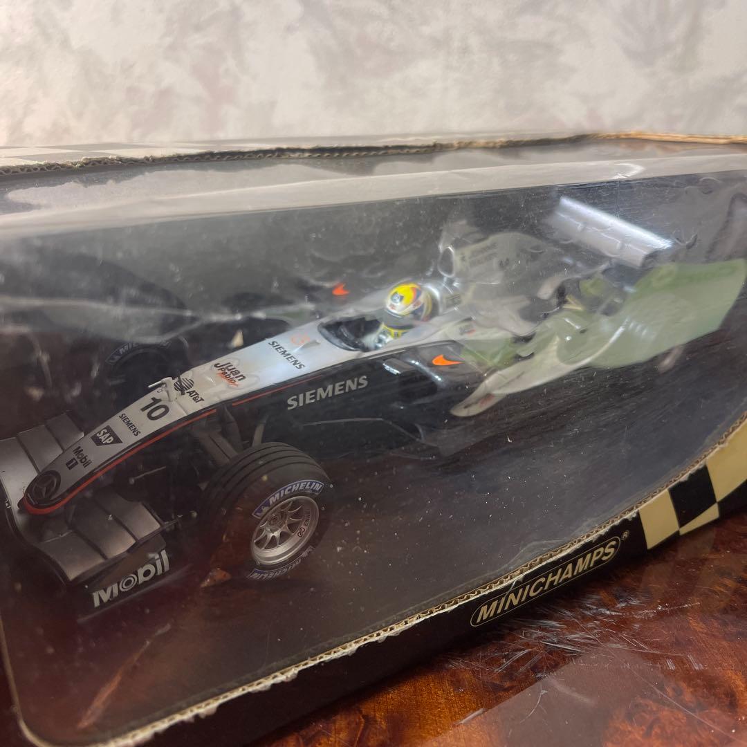 PMA 1/18 F1 マクラーレンメルセデス MP4-20