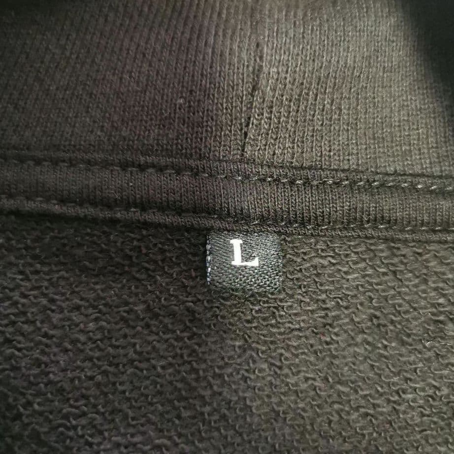 ウルトラマン　防衛隊　ロゴ柄　プレミアムバンダイ　Lサイズ　フード付き　パーカー