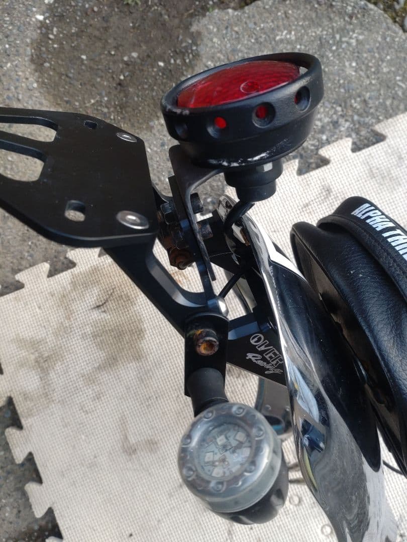 モンキー125 overフェンダーレスキット　社外テールランプ、ウインカー付き