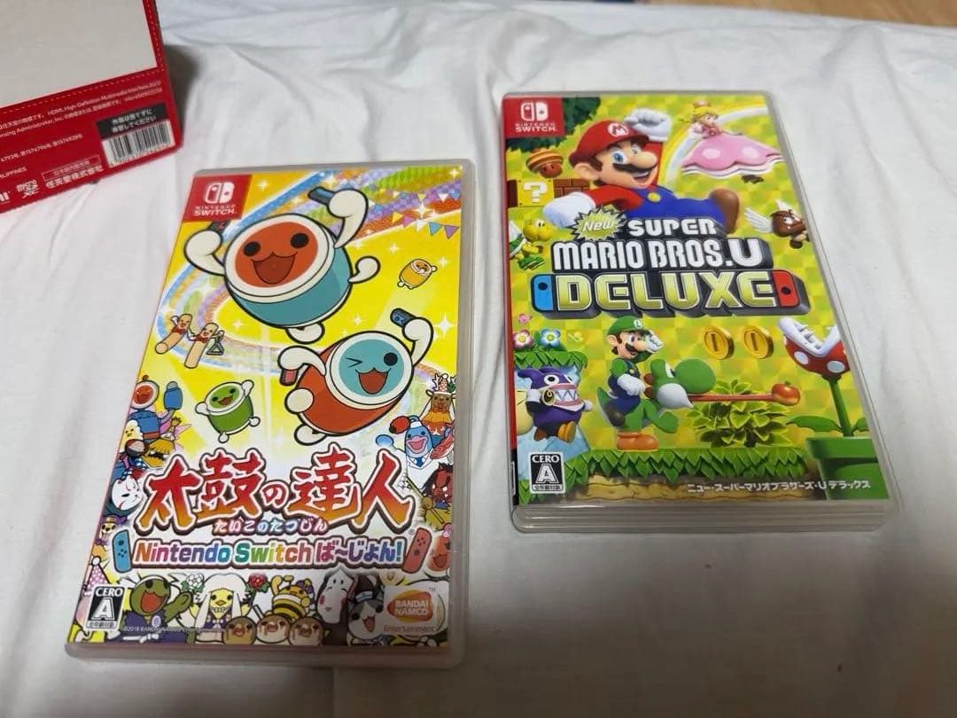 Nintendo Switch 本体　2本のソフト付きネオンブルー・ネオンレッド